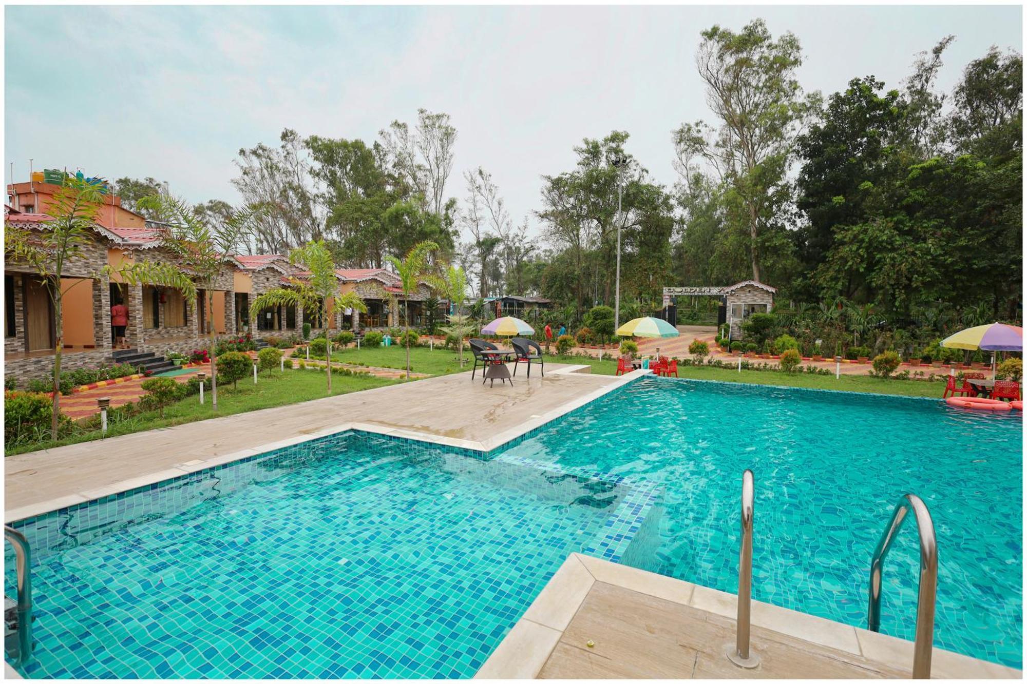 Golden View Resort And Restaurant Tajpur エクステリア 写真